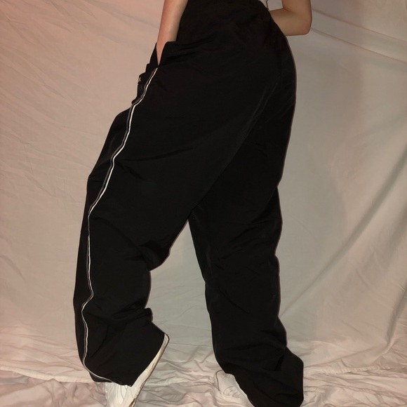 VINTAGE REEBOK TRACK PANTS - Picture 3 of 3